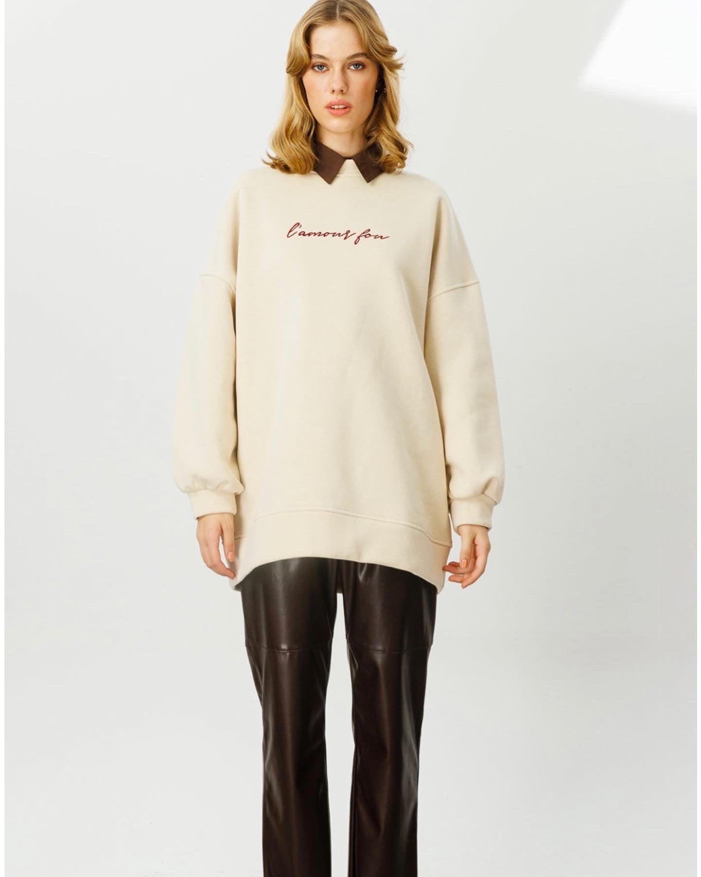 LAMOUS SWEATSHIRT MIT BESTICKUNG