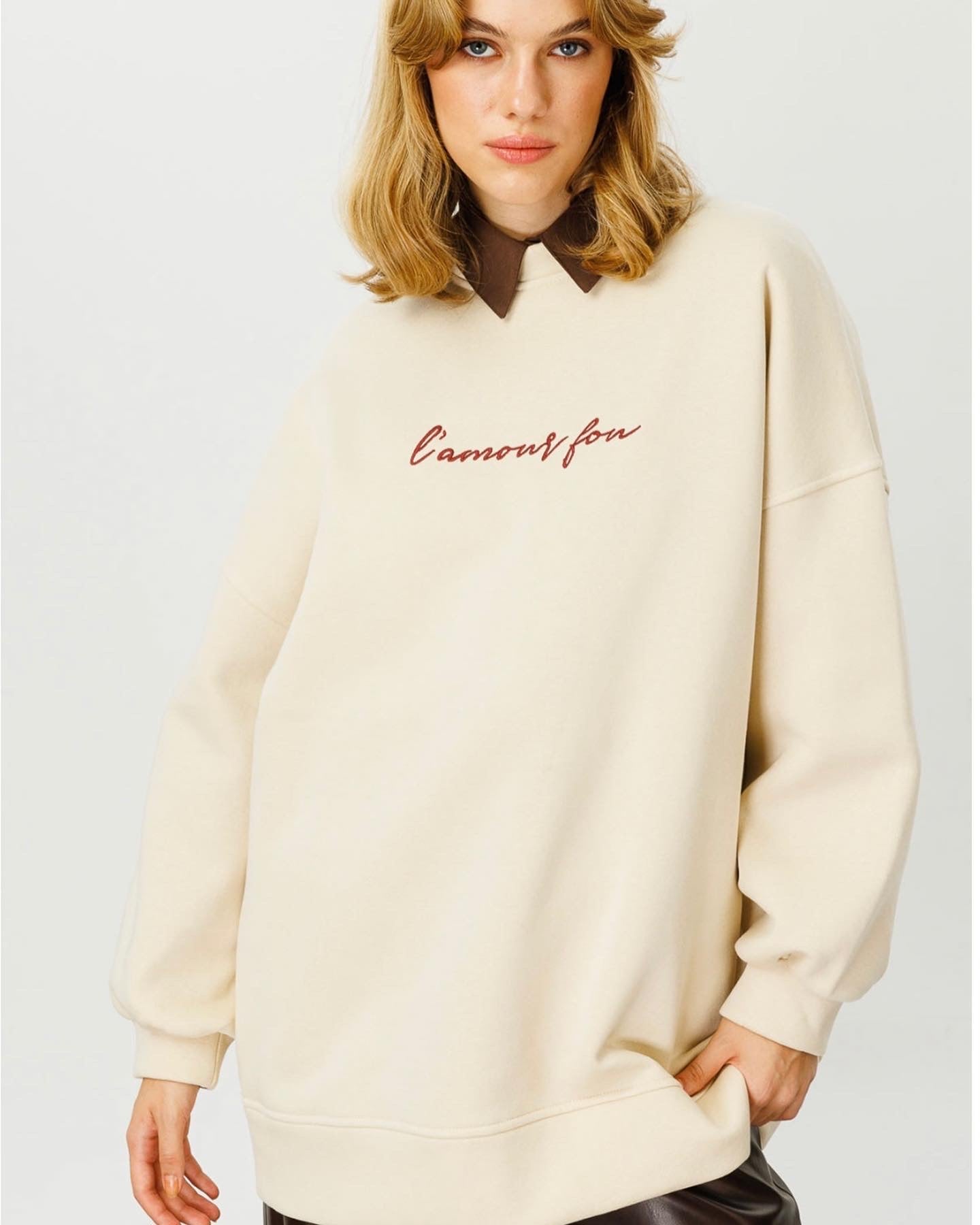 LAMOUS SWEATSHIRT MIT BESTICKUNG