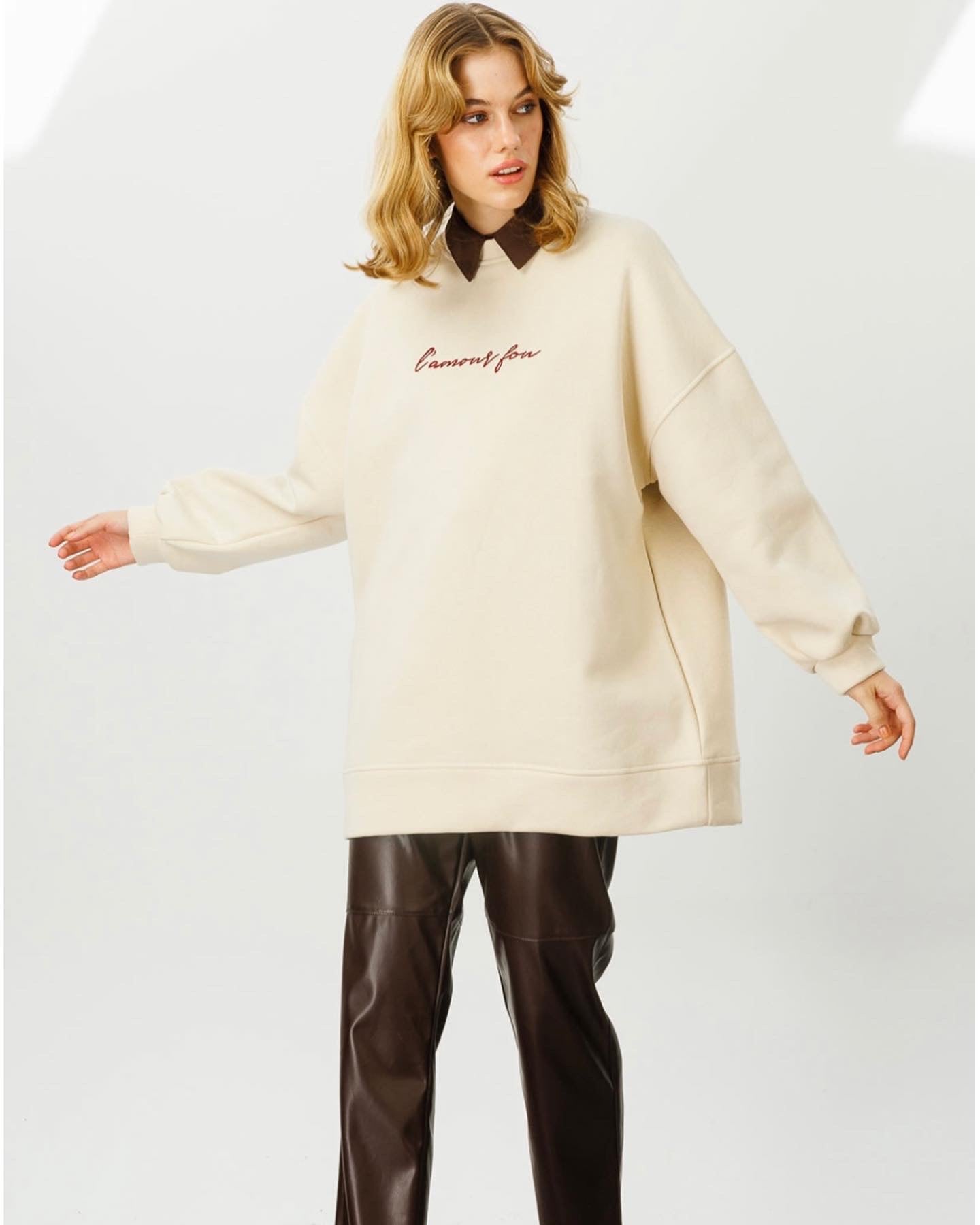 LAMOUS SWEATSHIRT MIT BESTICKUNG